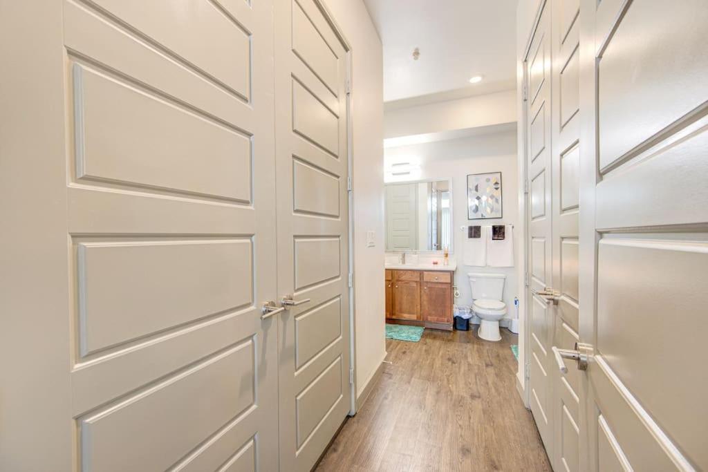 Trendy Downtown 1Bd/Freeparking/Wi-Fi/Pool Apartment Houston Luaran gambar